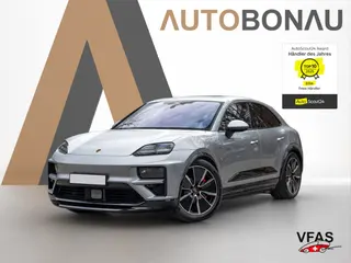 PORSCHE MACAN Turbo bei Auto Bonau